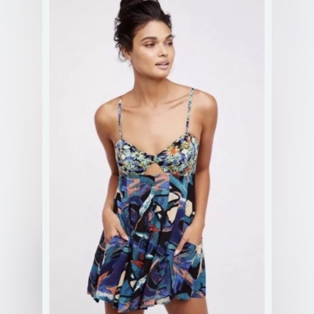 Free People bow floral romper size M